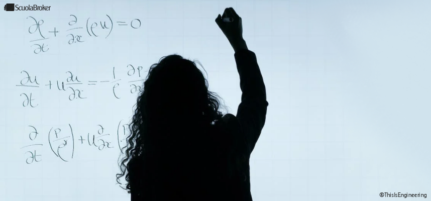 Docente insegna senza titolo