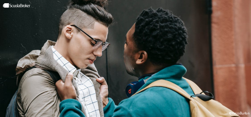 Bullismo a scuola: arrestato un sedicenne per estorsione.